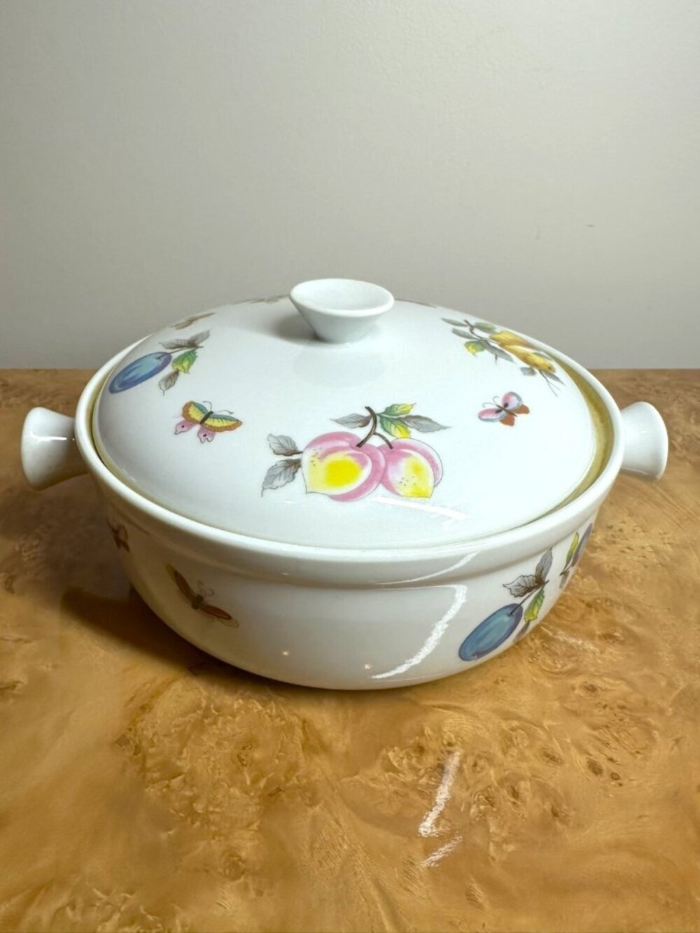Andrea by Sadek Fruit 7241 Covered Casserole Oven to Table Cookware 9" Vintage